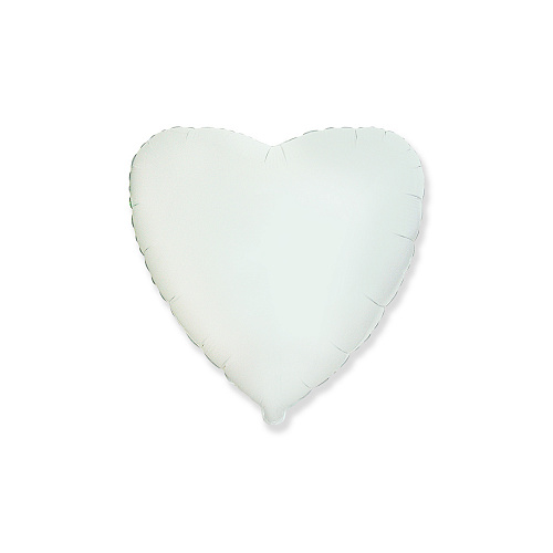 Белое сердце с гелием